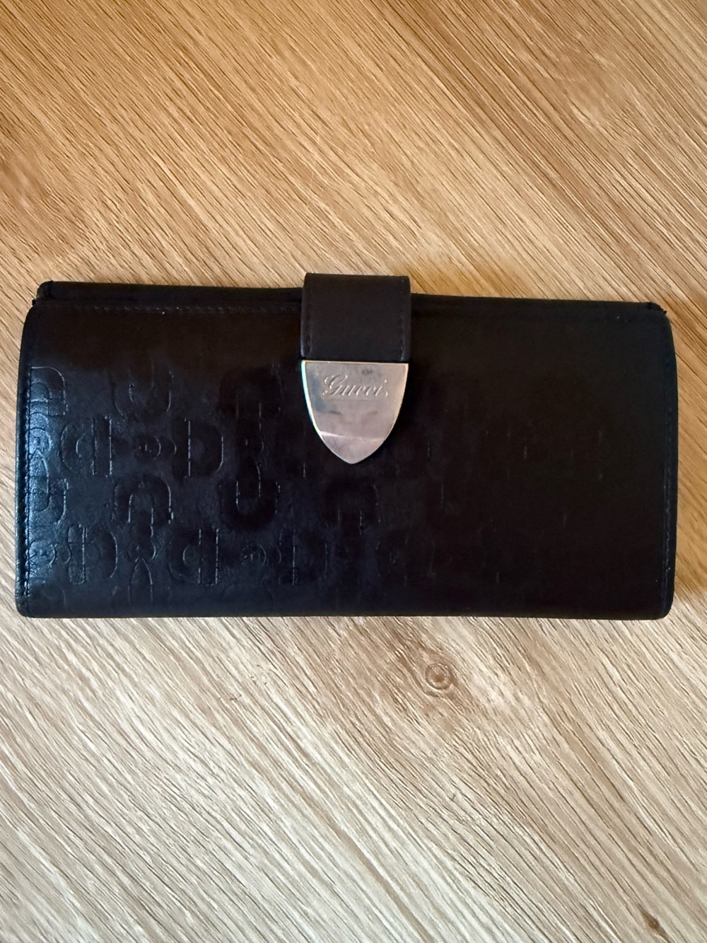 Gucci Deep Brown Leather Wallet with Silver Logo Clasp